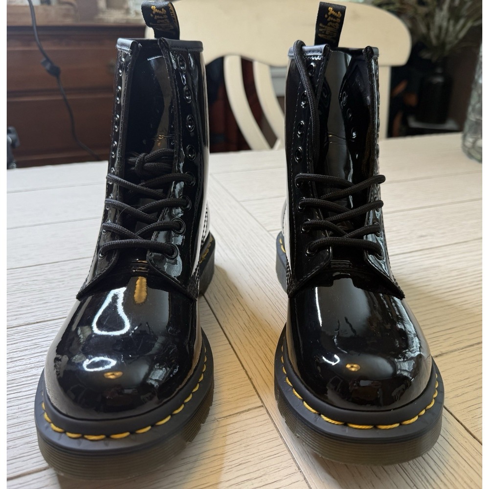 Dr Doc Martens 1460 NEW Black Patent Leather Lace Up Combat Moto Ankle Boots 6
